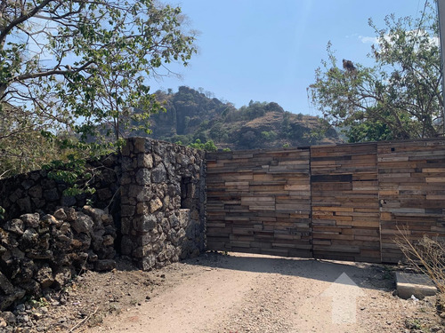 Terreno En Venta En Privada Con Seguridad En Tepoztlán Morelos Con Vista Panorámica