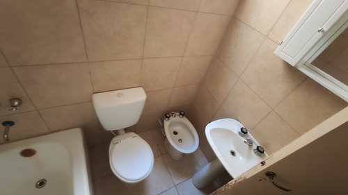 Imagen 5 de 8 de Venta Departamento 2 Dorm Sobre Cañada