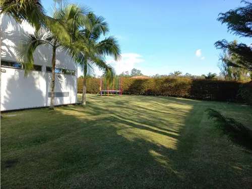 Encantadora Finca En Venta Llanogrande