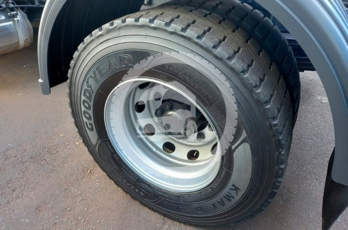 Imagem 15 de 23 de Iveco Stralis 360 Automático - 4x2 -17/18 - Rod. Seminovos.