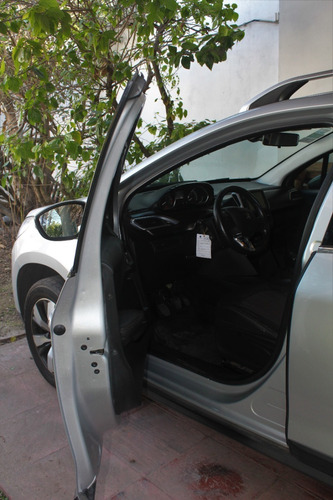 Imagen 2 de 20 de Peugeot 2008 2017 1.6 Feline
