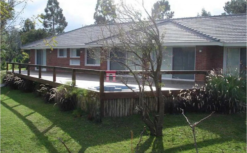 Venta Casa En Zona Cantegril , Punta Del Este