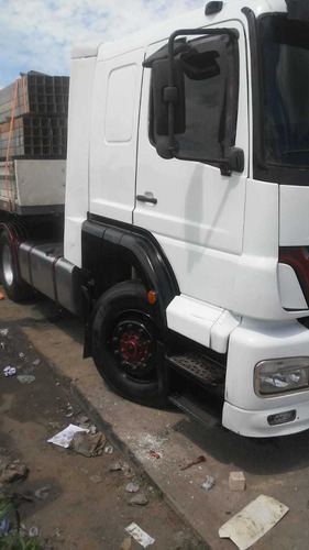 Imagem 1 de 4 de Mercedes Benz Axor 1933