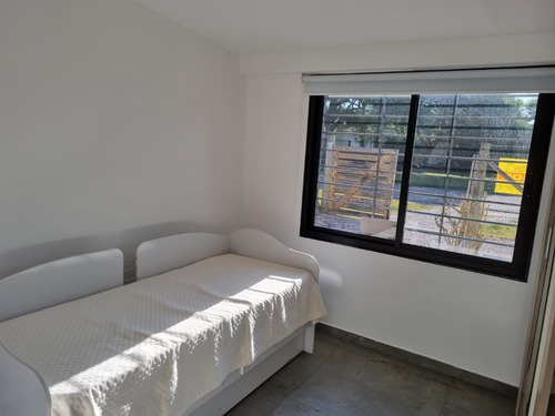 Imagen 16 de 30 de Casa Totalmente Reciclada En Las Toscas 982lt