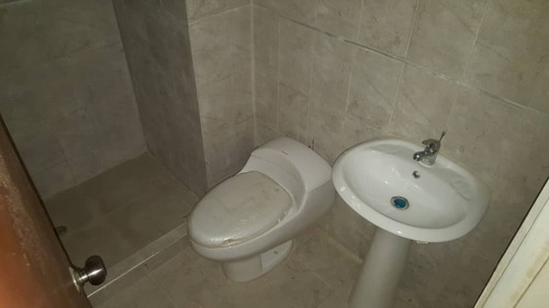 Imagen 6 de 30 de Maria Eugenia Blanco Vende Apartamento En Valles De Camoruco, Valencia 457295