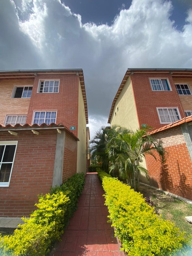 Se Vende Apartamento 63.82m2 . Guatire.  