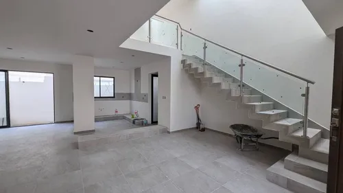 Casa En Venta En Zibatá, Club De Golf, 4 Recámaras, 3 Baños, 3 Estacionamientos