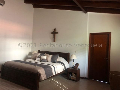 Imagen 12 de 26 de Casa En Venta Altos De Guataparo 22-12847 Gerardo Guillen Rent A House