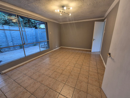 Arriendo Casa Las Condes, 3d / 1b Gastos Comunes Incluidos