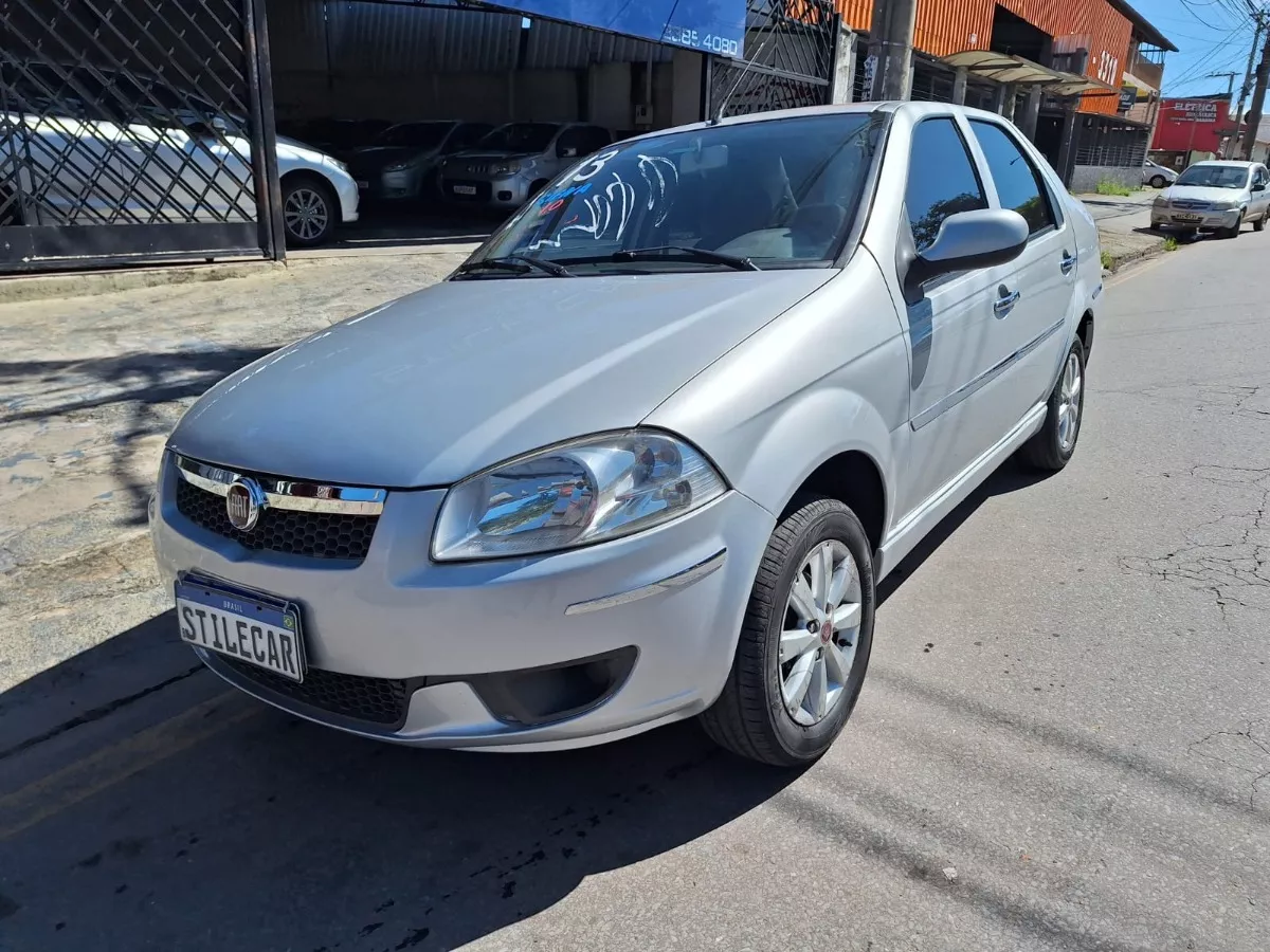 Fiat Siena 1.0 El Flex 4p