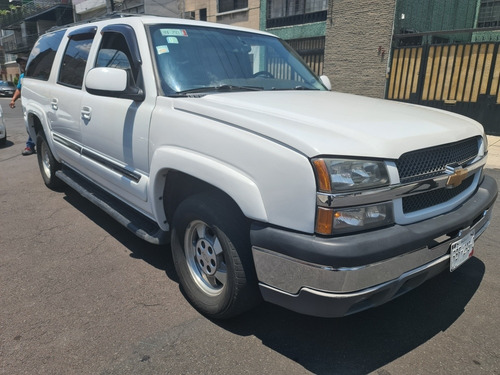 Imagen 2 de 15 de Chevrolet Suburban G Piel Aa Qc 2005 $129500 Socio Anca