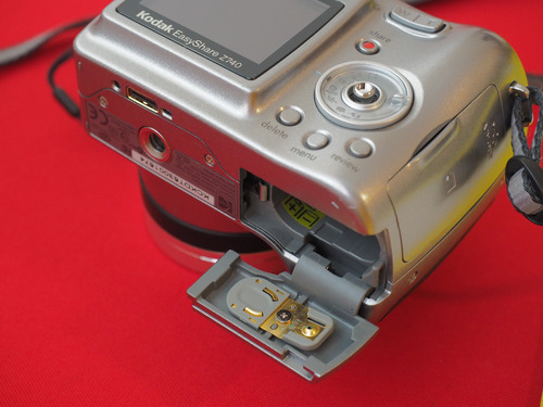 Kodak Easyshare Z740 Camara Digital Compacta 5.0mp (Usado)