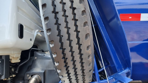 Imagem 4 de 15 de Mercedes-benz Axor 4144 Ano 2021 Caçamba Rossetti Traçado