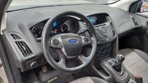 Ford Focus 1.6 S