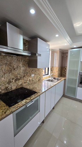 Apartamento En Venta Res, Roraima El Parral (195ms) 283075