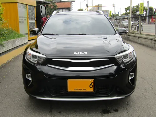 Kia Stonic 1.0 Zenith Hybrid MT