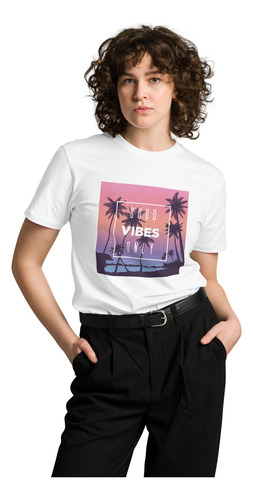 Playera Casual Estampado Veraniego. Good Vibes Only