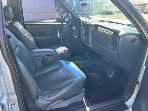 Chevrolet S-10 2.4 MPFI EXECUTIVE 4X2 CD 8V FLEX 4P MANUAL