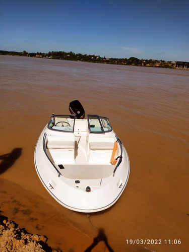Imagen 4 de 9 de Lancha Quicksilver 490 Dario Sacco Broker