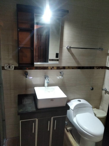 Imagen 8 de 8 de Venta De Town House Ciudad Real Barcelona