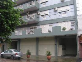 Imagen 2 de 13 de Departamento De Categoria - 5 Amb - Lanus Este Centro