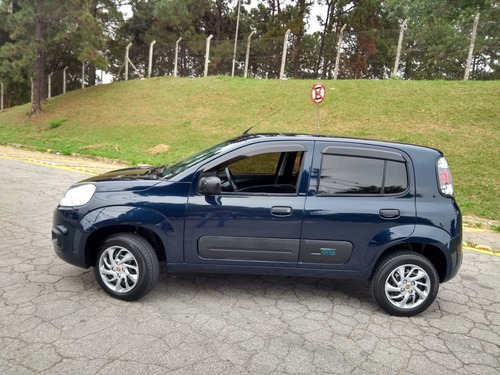 Imagem 2 de 10 de Fiat Uno 2015 1.0 Attractive Flex 5p