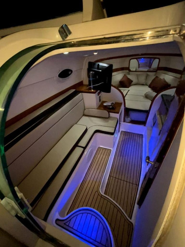 Imagem 4 de 16 de Lancha Magna 32 Diesel | Ñ Real, Coral, Phantom