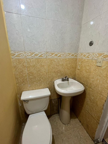 Oficina/local Comercial En Renta En Veracruz Fracc. Jardines De Virginia.