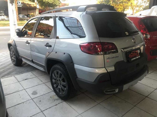 Fiat Weekend 2015 1.8 16v Adventure Flex Dualogic 5p