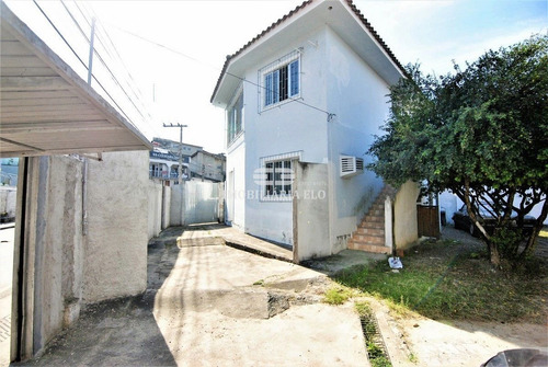 Imagem 3 de 30 de Oportunidade Única Com Rendimento Mensal!! Casa Em Forquilhinhas - 4536