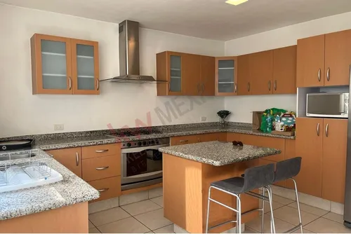 Casa En Venta En El Faro, Juriquilla