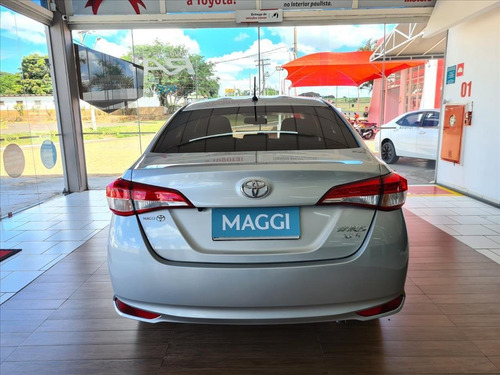 Imagem 6 de 11 de Yaris 1.5 16v Flex Sedan Xls Connect Multidrive