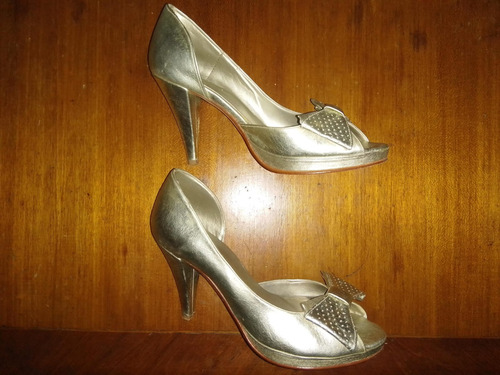 Zapatos De Mujer Carlo Conti Dorados Dorado Claro 38 (Usado)