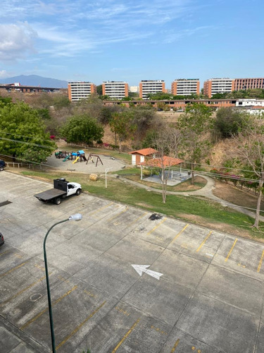 Se Vende Apto En Terrazas Altos De San Pedro 77m2 - 3h/2b/1p