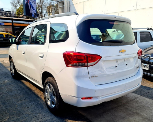 Imagen 2 de 22 de Nueva Chevrolet Spin Lt 2023 5 Asientos Color Financia Smar6
