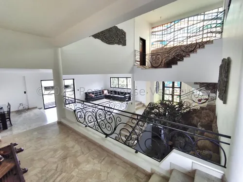 Casa En Venta 23-13961