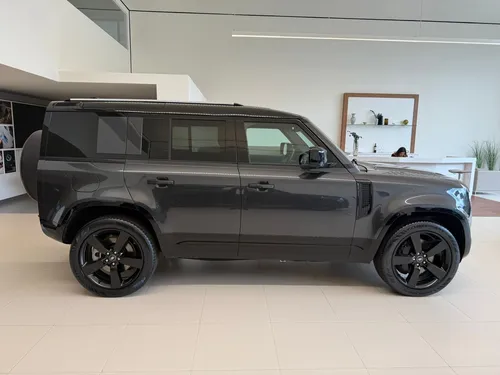 Land Rover Defender 110 3.0 Mhev X-Dynamic S Awd