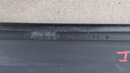 Moldura Pisa Alfombra Jetta A3 93-97 1.8 (Usado)