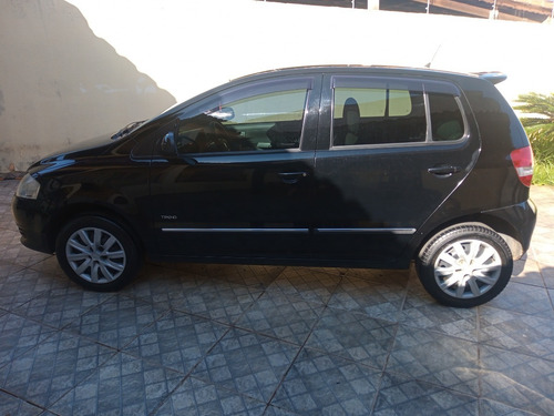Volkswagen Fox Trend 1.0 Preto 2010