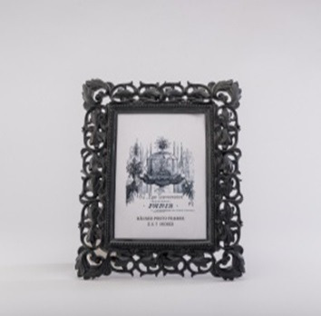 Imagen 1 de 3 de Portaretratos De Resina Negro 5x7 - Negro Këssa Muebles
