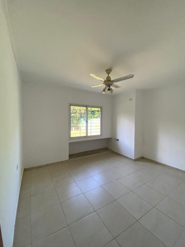 Imagen 19 de 27 de Venta Casa De 3 Dormitorios Con Pileta