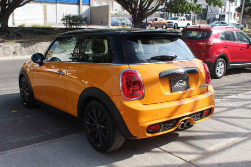 Imagen 3 de 11 de Mini Cooper S 2017 3p S Salt L4/2.0/t Man