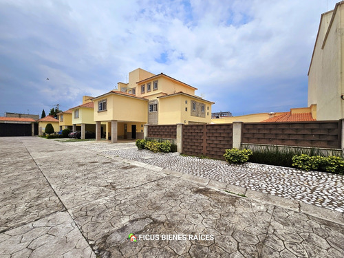 Casa En Venta En Metepec