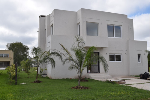 Casa Chalet  En Venta En Chateau Pilar, Pilar, G.b.a. Zona Norte