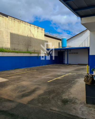 Edificio De 4 Niveles En Venta, Castillito, Puerto Ordaz, Estado Bolivar