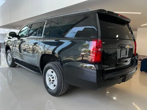Chevrolet Suburban 6.0 V8 HD Piel 2 Fila Asientos 4x4 At