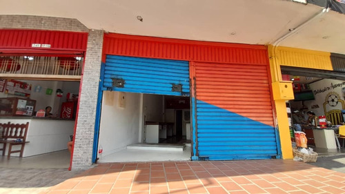 Imagen 5 de 15 de Local. Venta. La Concordia San Cristóbal