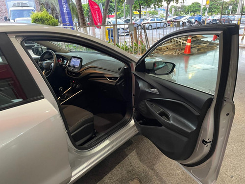 Chevrolet Onix plus 1.0 Ltz Turbo 4p
