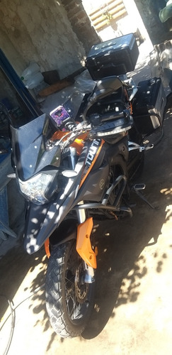 Nacional Touring Triax 250