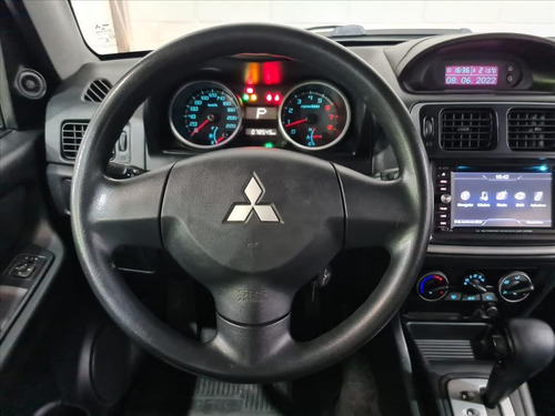 Imagem 10 de 15 de Pajero Tr4 2.0 4x2 16v 140cv Flex 4p Automático